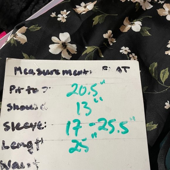 Ditsy Floral Cottagecore Henley Blouse NWT S Womens Chiffon Woven Peasant Boho - Picture 11 of 11